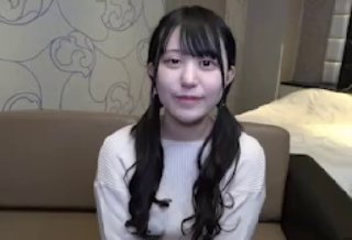 XXXX VIDEOS HD 93熟女的快乐！一边舌吻一边操太满足了！【看简介同城免费约炮】